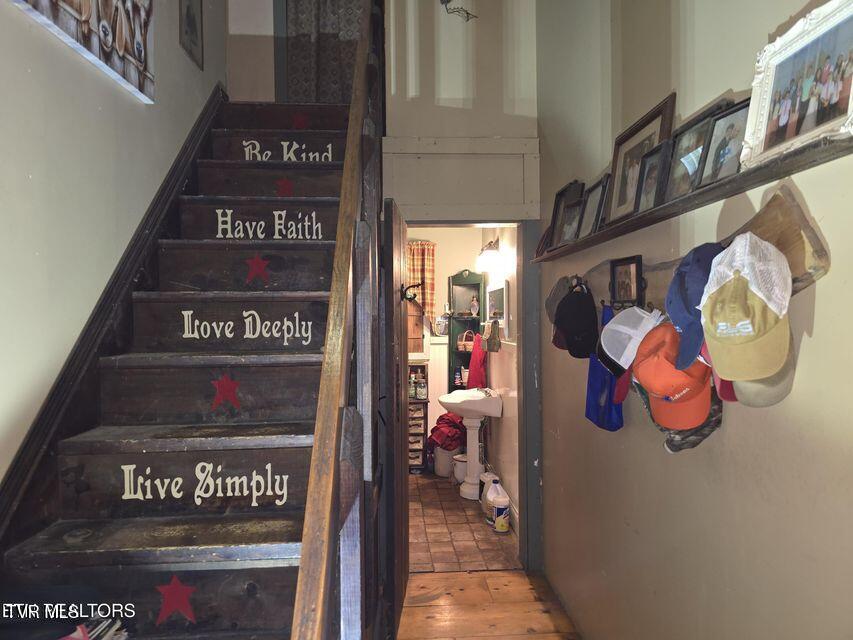 170 Parker Road Eidson, TN 37731 - Photo 17 of 60 17