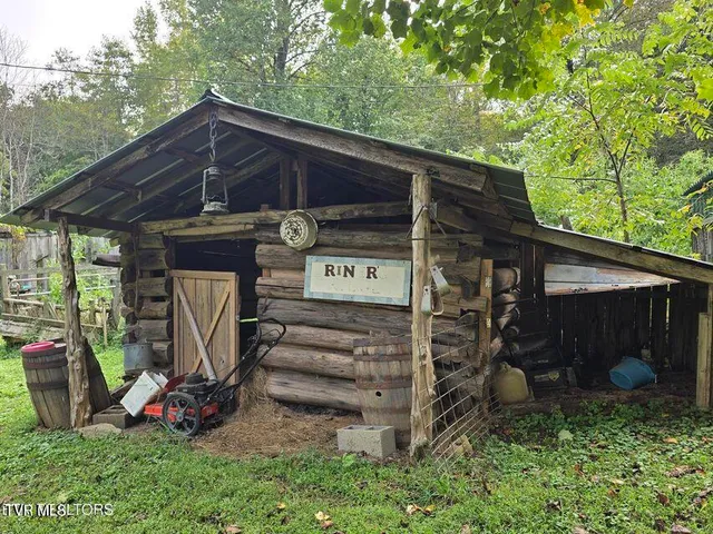 $524,800 | 170 Parker Road, Eidson, TN 37731