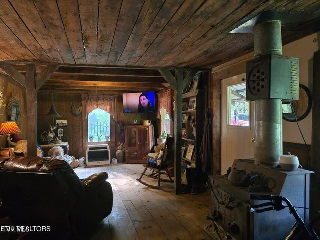 $524,800 | 170 Parker Road, Eidson, TN 37731