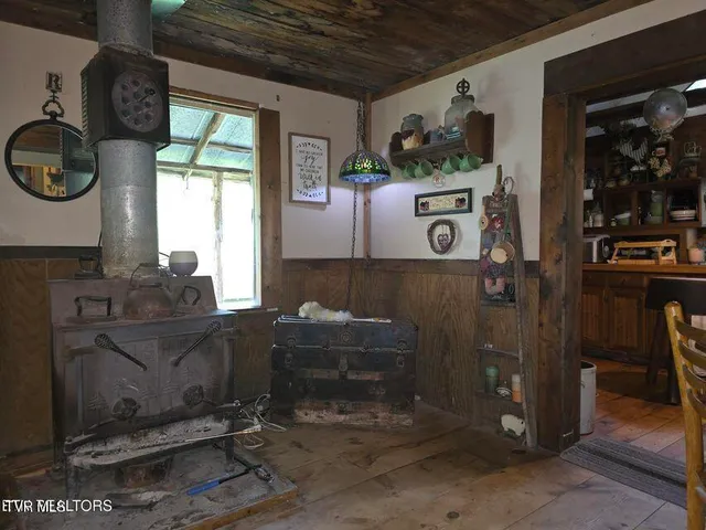 $524,800 | 170 Parker Road, Eidson, TN 37731