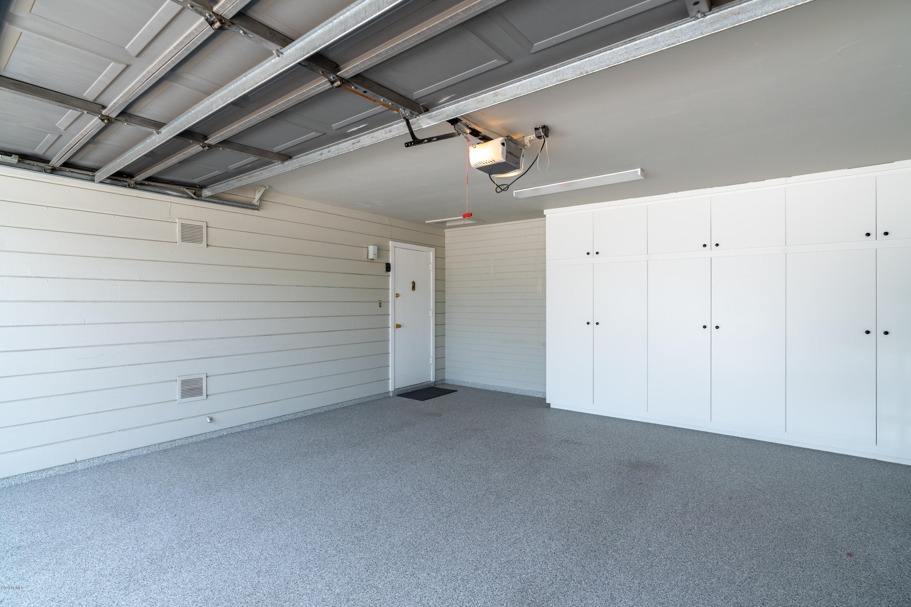 4602 East Cheery Lynn Road Phoenix, AZ 85018 - Photo 5 of 20 Garage Storage