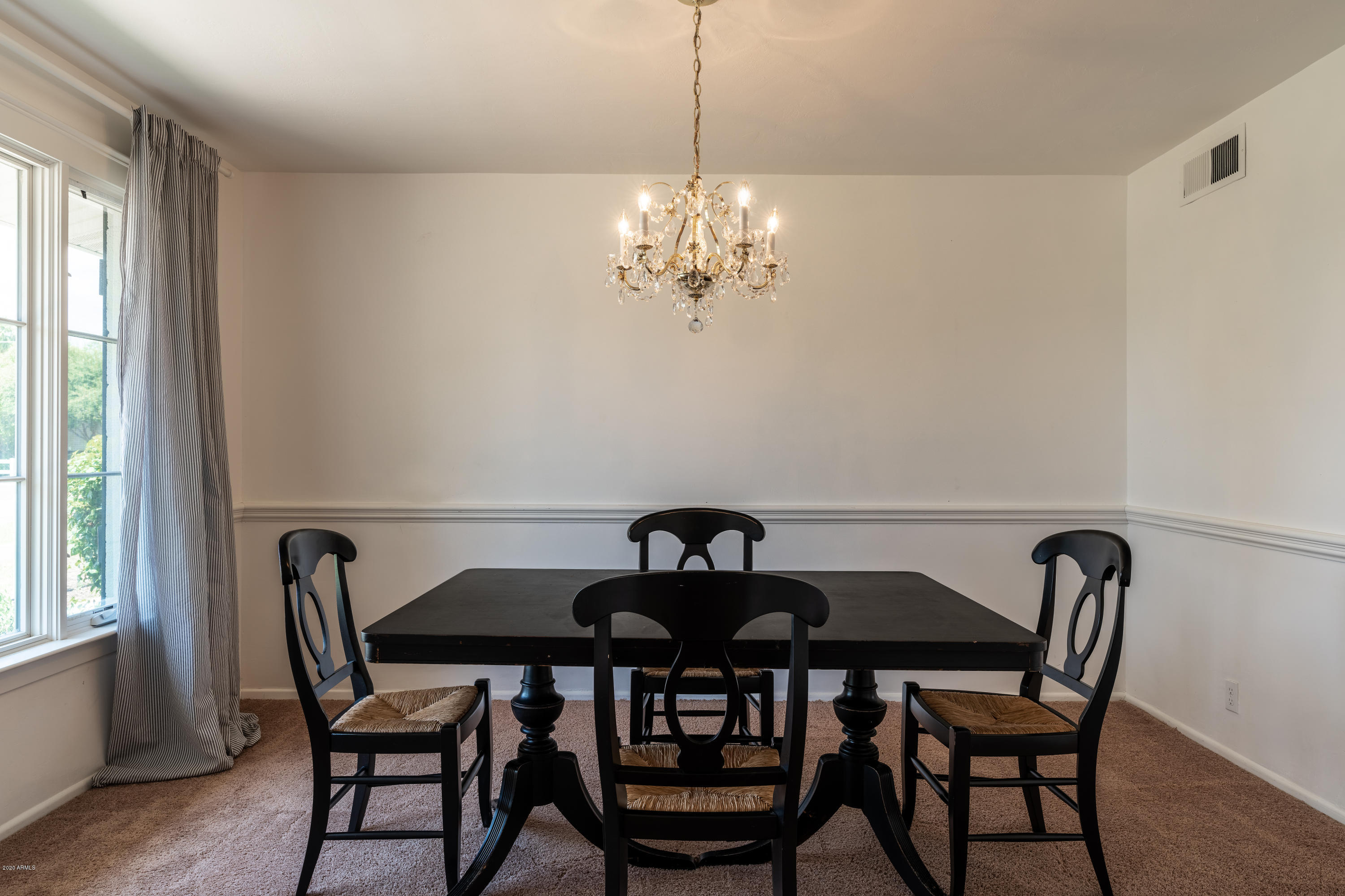 4602 East Cheery Lynn Road Phoenix, AZ 85018 - Photo 8 of 20 Dining