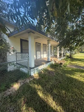 $79,000 | 730 West Lee Street, Sour Lake, TX 77659