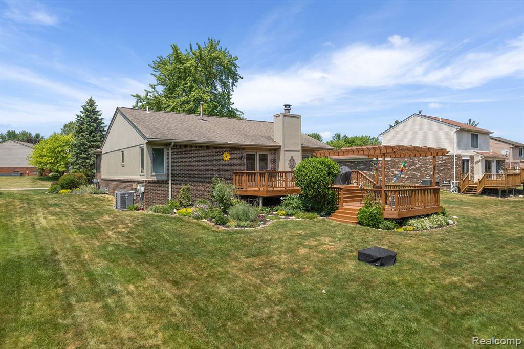2283 Highsplint Drive Rochester Hills, MI 48307 - Photo 35 of 45