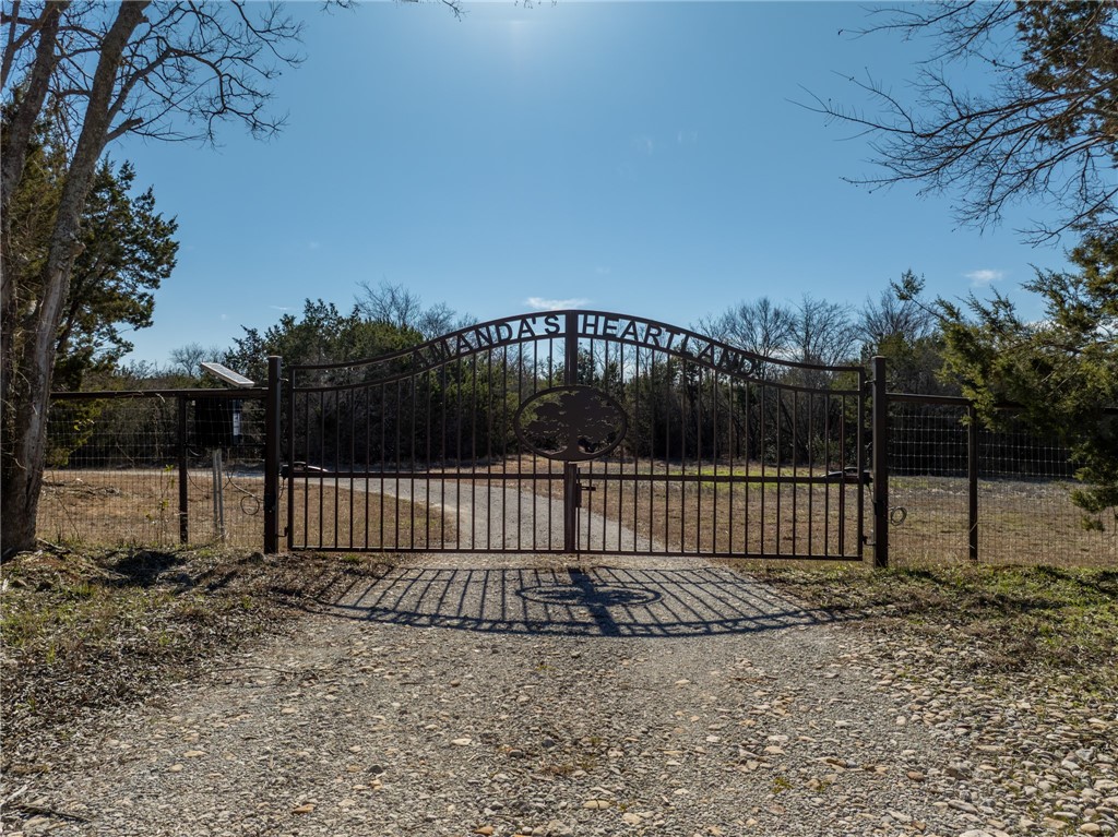 100 Creekview Blum, TX 76627 - Photo 25 of 56 a view of a fence