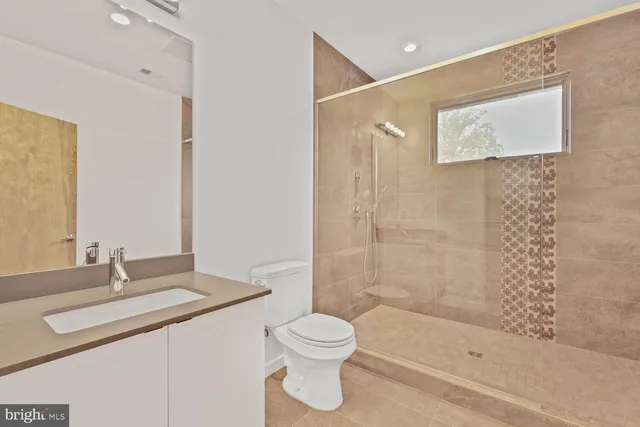 $2,450,000 | 4844 Yorktown Boulevard, Arlington, VA 22207