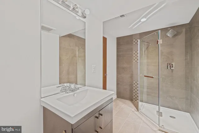 $2,450,000 | 4844 Yorktown Boulevard, Arlington, VA 22207