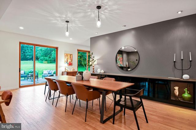 $2,250,000 | 4844 Yorktown Boulevard, Arlington, VA 22207