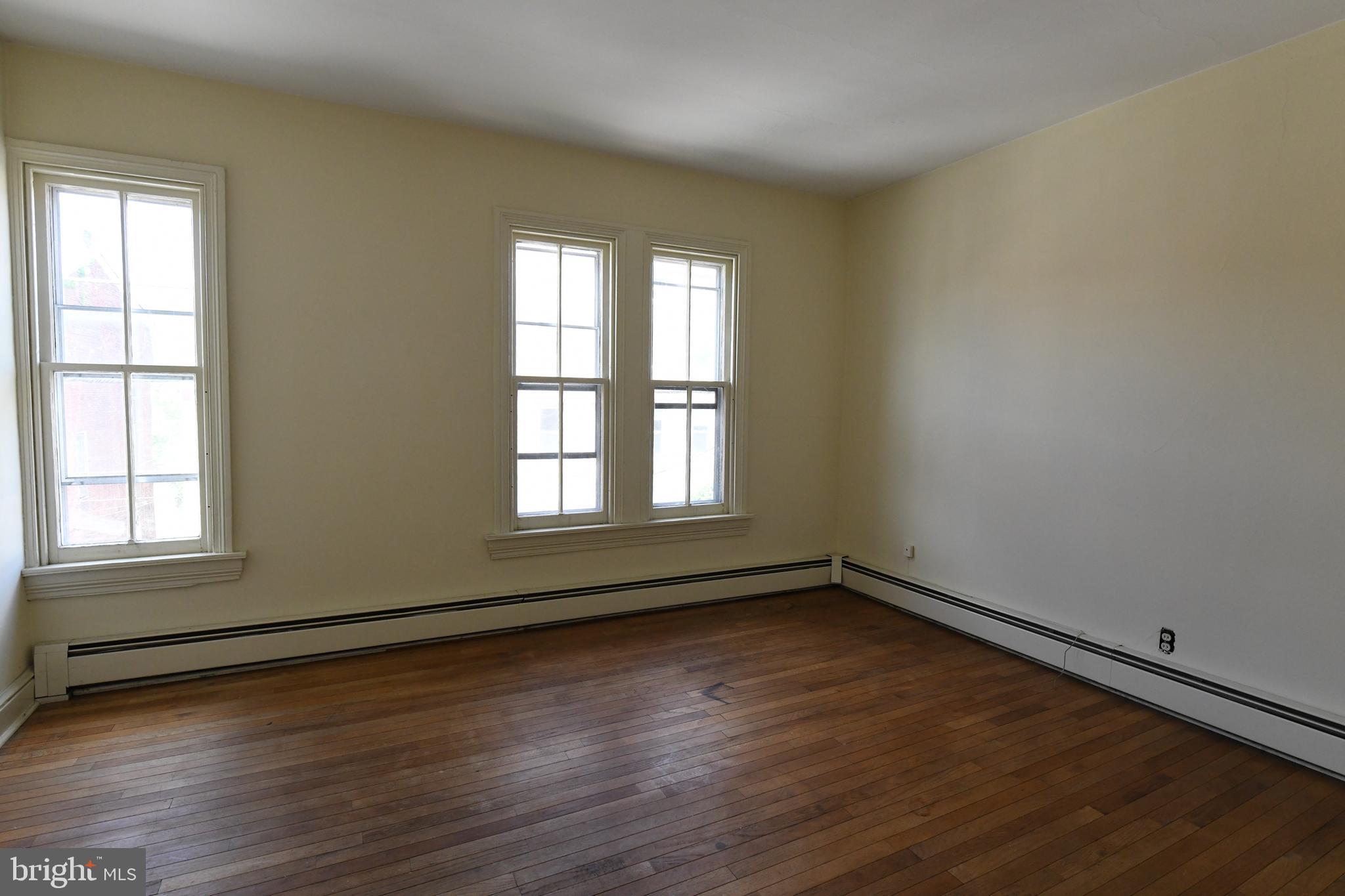 116 North Main Street Spring City, PA 19475 - Photo 5 of 27 Gallery Image 5
