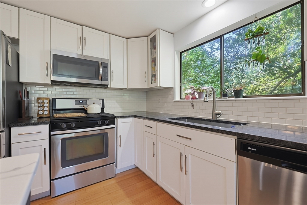 75 Meeting House Path, Unit 75 Ashland, MA 01721 - Photo 7 of 30 Gallery Image 7