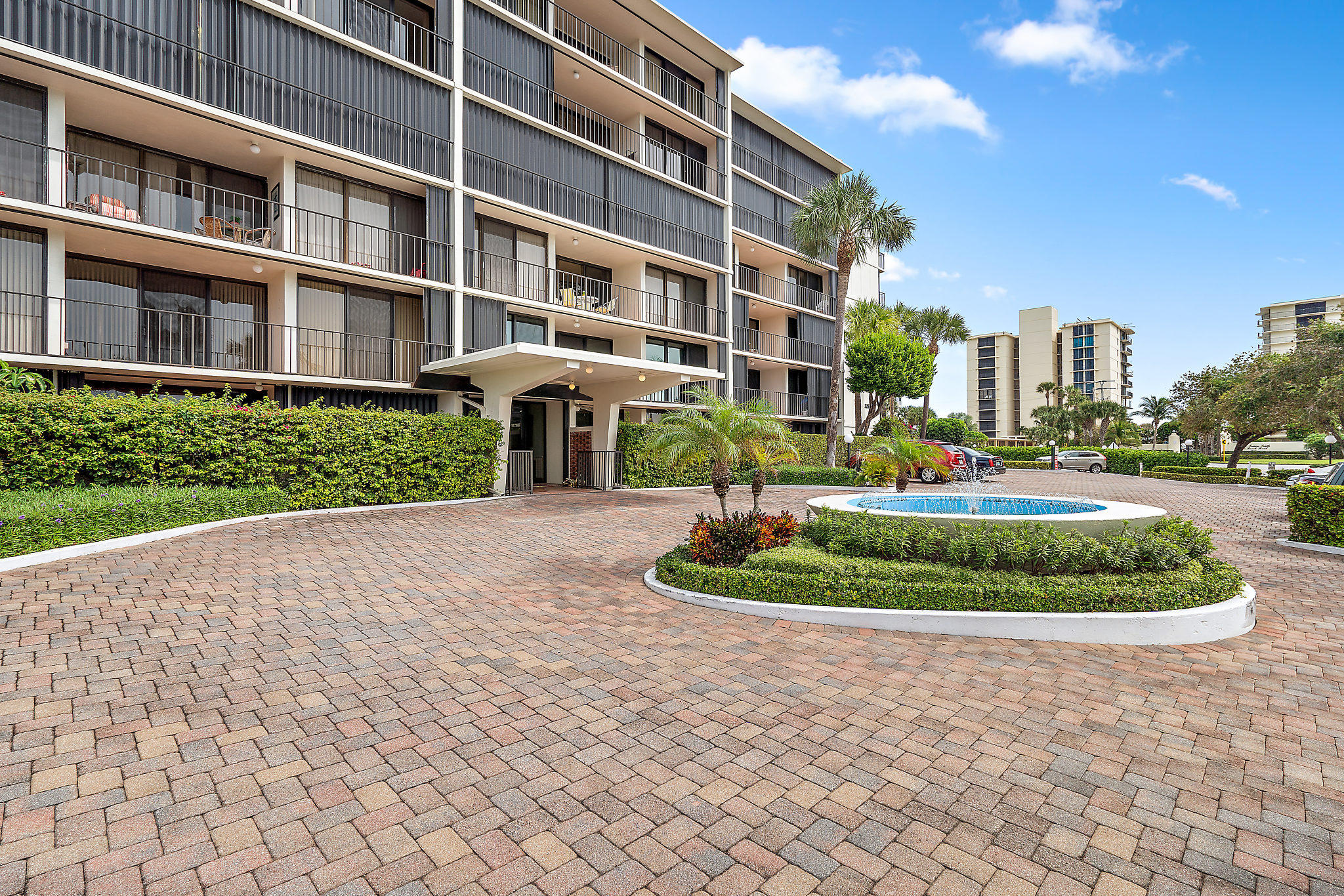 225 South Beach Road, Unit 401 Tequesta, FL 33469 - Photo 6 of 57 001-225BeachRd401-Jupiter-FL-small