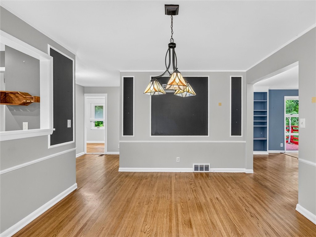 6 Far View Hills Road Brighton, NY 14620 - Photo 11 of 49