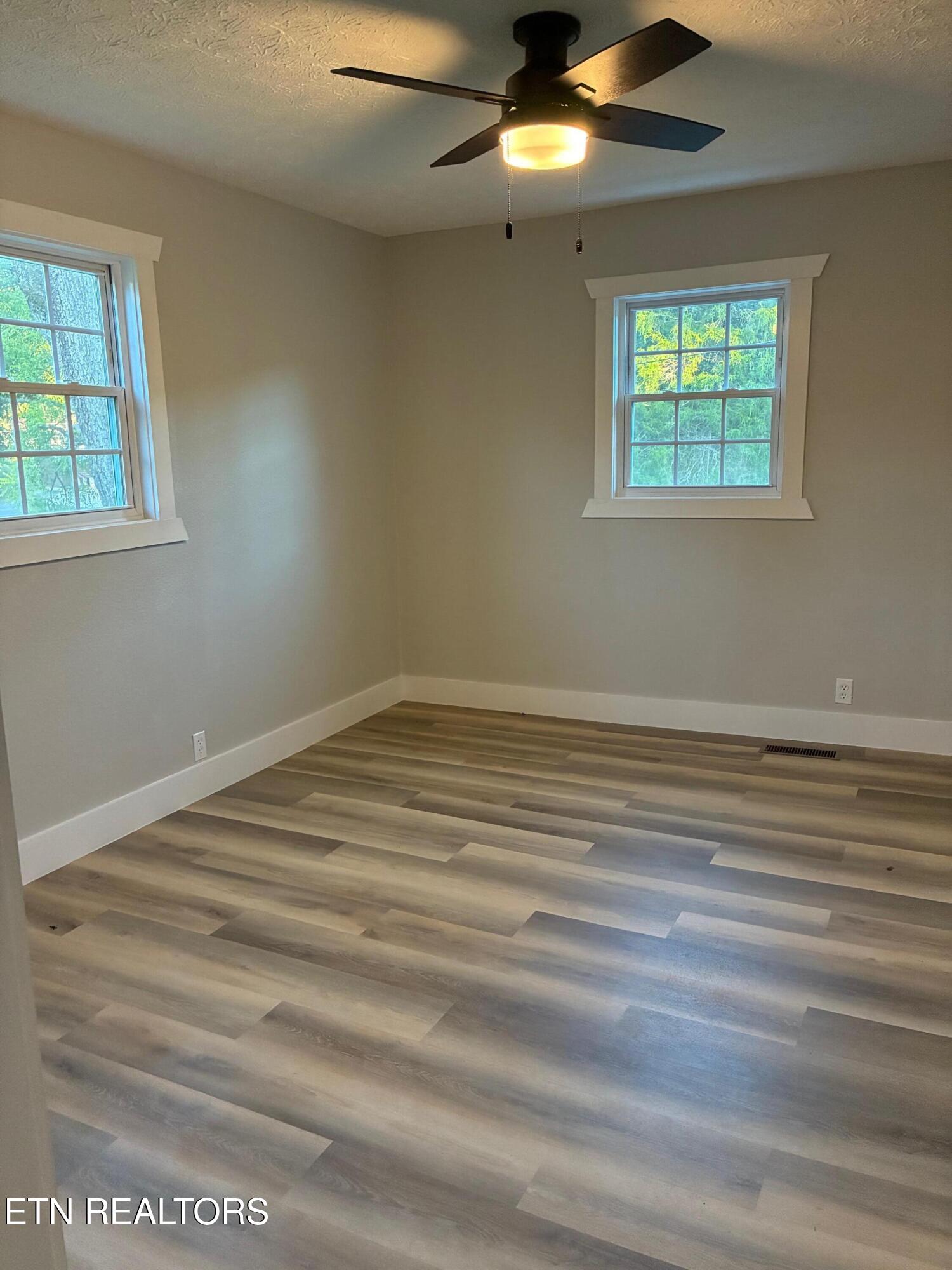 519 Whitman Hollow Road La Follette, TN 37766 - Photo 11 of 18 Bed 1