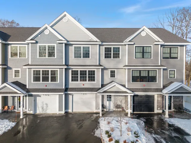$829,000 | 69 Main Street, Unit G, Exeter, NH 03833