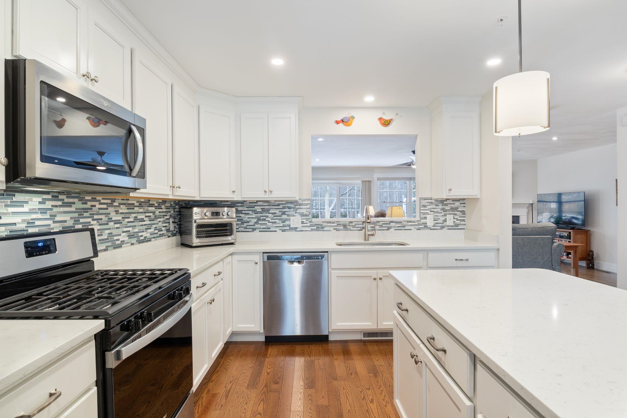 69 Main Street, Unit G Exeter, NH 03833 - Photo 16 of 57