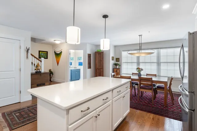 $829,000 | 69 Main Street, Unit G, Exeter, NH 03833