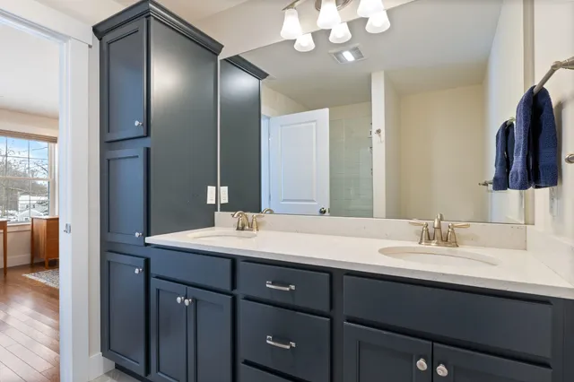 $829,000 | 69 Main Street, Unit G, Exeter, NH 03833