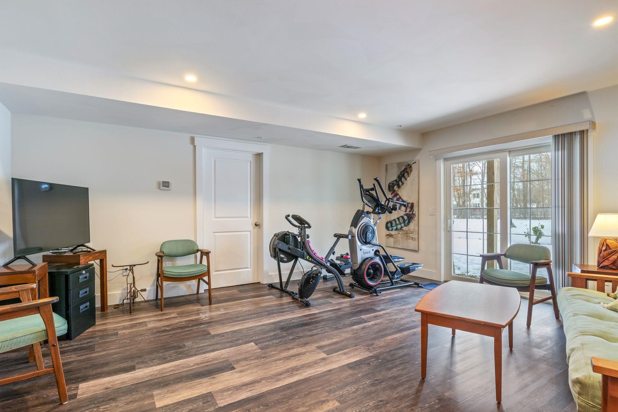 69 Main Street, Unit G Exeter, NH 03833 - Photo 4 of 57