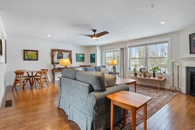 $829,000 | 69 Main Street, Unit G, Exeter, NH 03833