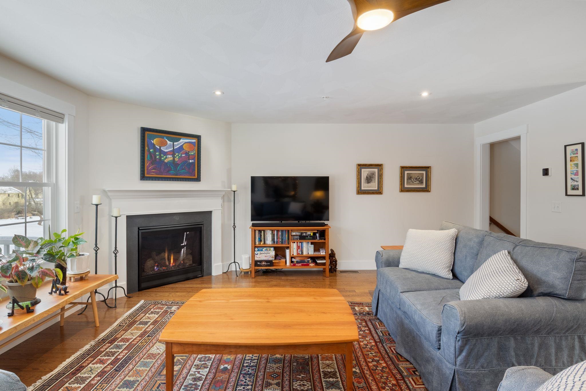 69 Main Street, Unit G Exeter, NH 03833 - Photo 8 of 57