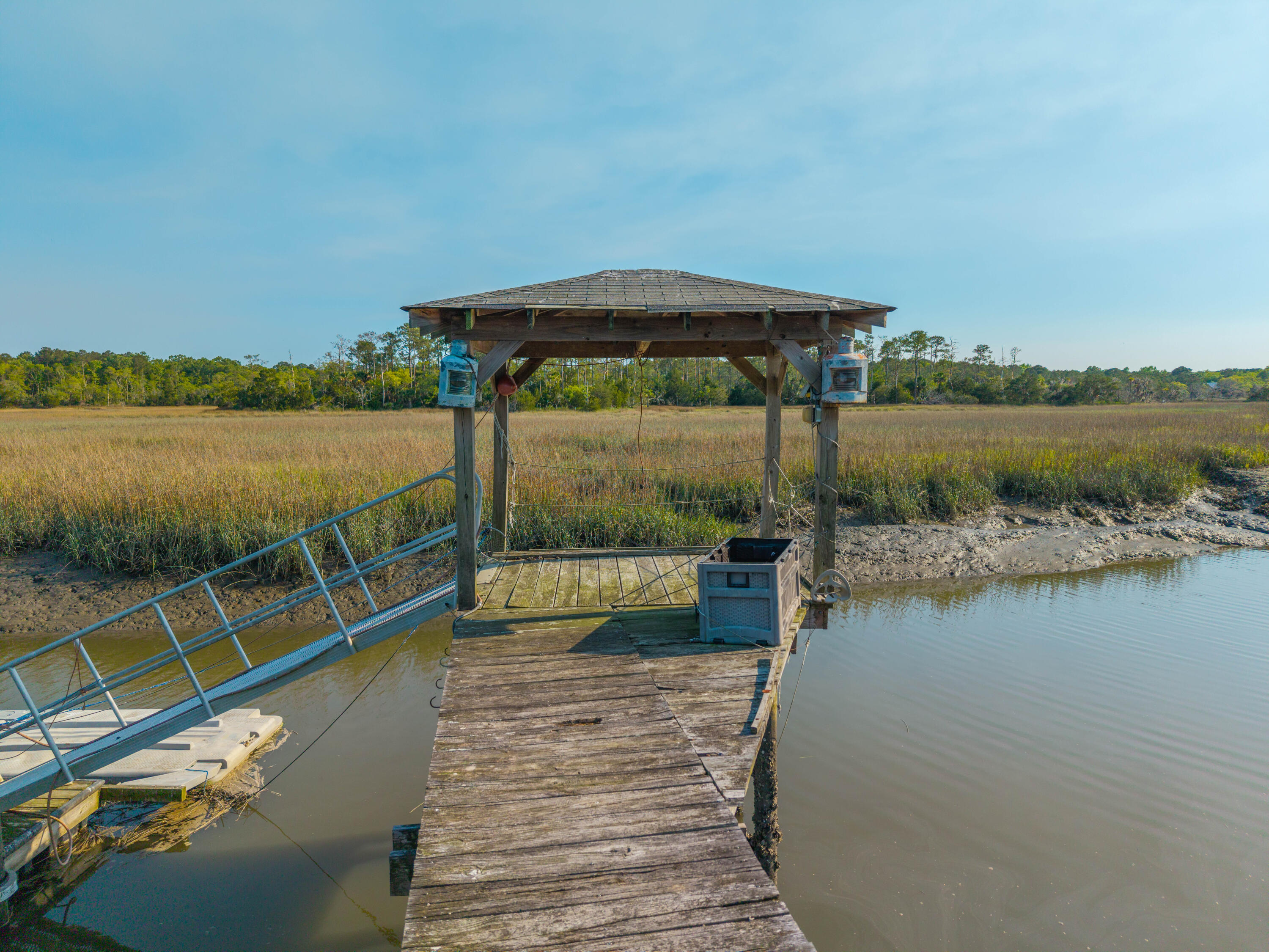 4386 Park Island Road Hollywood, SC 29449 - Photo 17 of 74 DJI_20250416172229_0043_D
