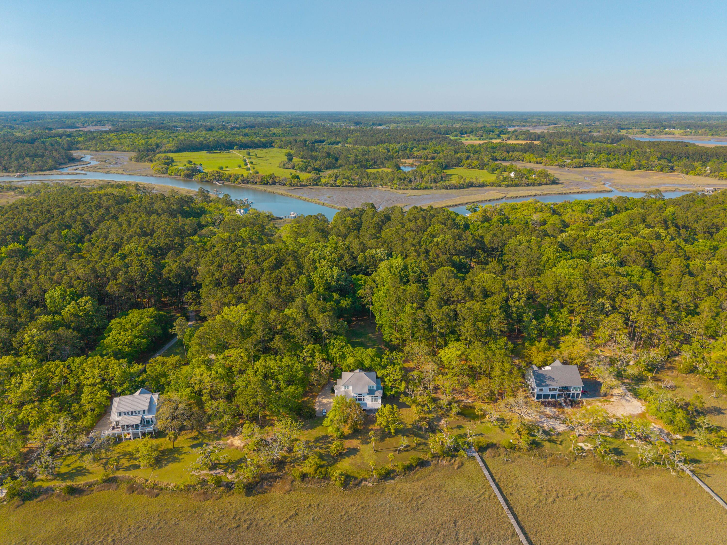 4386 Park Island Road Hollywood, SC 29449 - Photo 7 of 74 DJI_20250416172626_0054_D