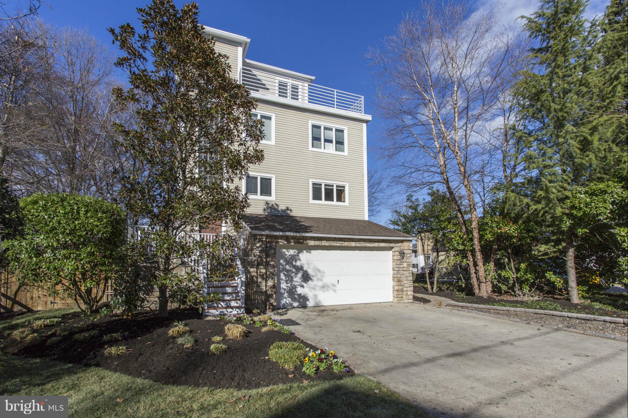 1426 Howard Road Annapolis, MD 21403 - Photo 2 of 30 a view of a house with a yard