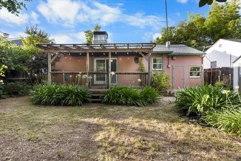 $514,000 | 6234 4th Avenue, Sacramento, CA 95817