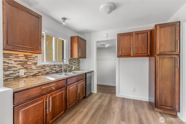 $578,000 | 7051 South 125th Street, Seattle, WA 98178