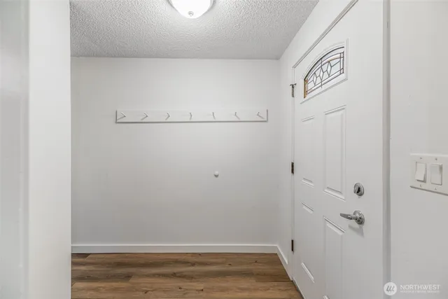 $578,000 | 7051 South 125th Street, Seattle, WA 98178