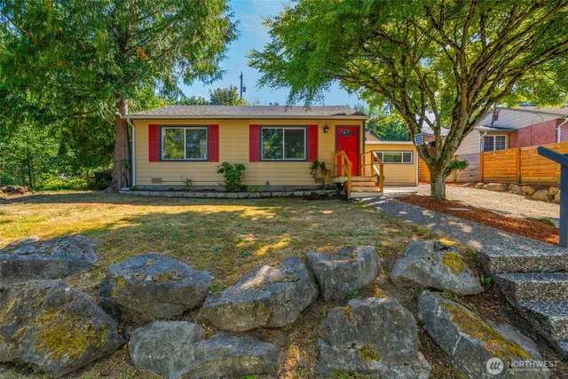 $578,000 | 7051 South 125th Street, Seattle, WA 98178