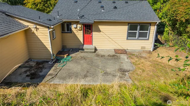 $578,000 | 7051 South 125th Street, Seattle, WA 98178