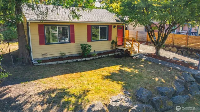 $578,000 | 7051 South 125th Street, Seattle, WA 98178