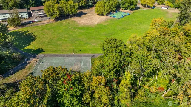 $578,000 | 7051 South 125th Street, Seattle, WA 98178