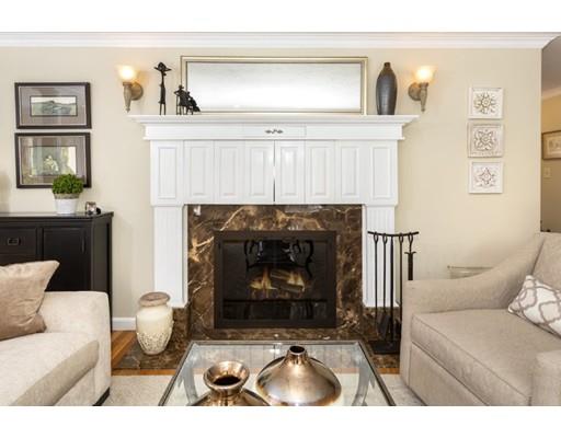 6 Richards Road Lynnfield, MA 01940 - Photo 6 of 30 Gallery Image 6