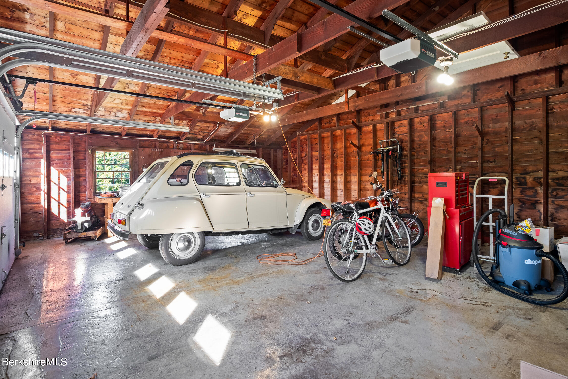 186 Stratton Road Williamstown, MA 01267 - Photo 29 of 33