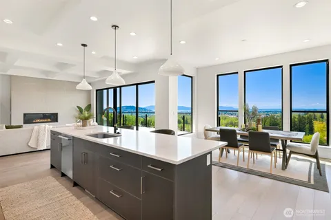 $1,899,950 | 3155 Chandler Parkway, Bellingham, WA 98226