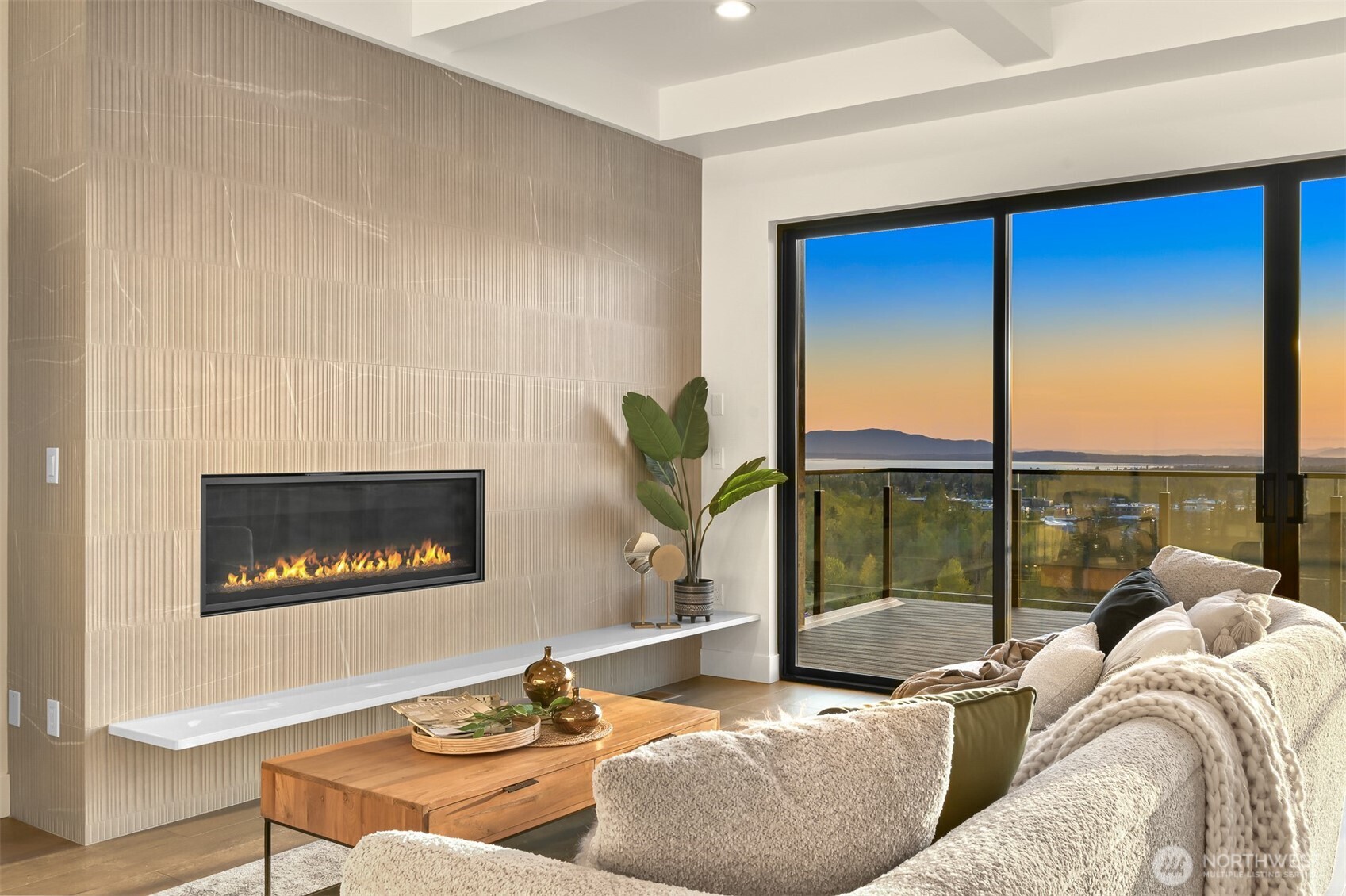 3155 Chandler Parkway Bellingham, WA 98226 - Photo 2 of 39