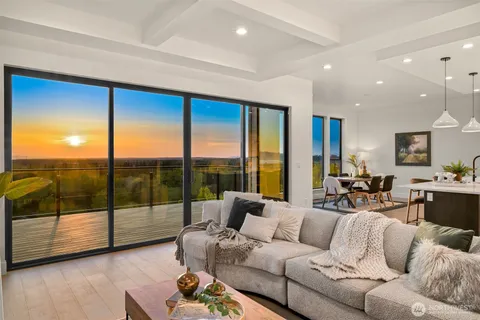 $1,899,950 | 3155 Chandler Parkway, Bellingham, WA 98226