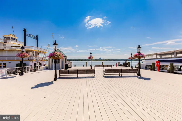 $5,800 | 705 Lyles Lane, Alexandria, VA 22314