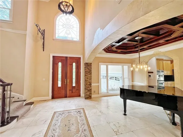 $1,290,000 | 6709 Wooded Cove Court, Flowery Branch, GA 30542