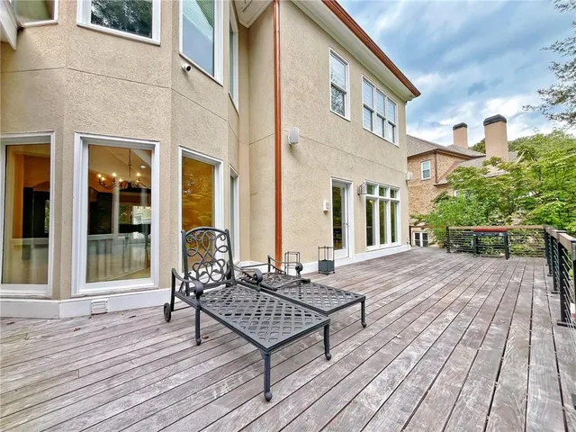 $1,290,000 | 6709 Wooded Cove Court, Flowery Branch, GA 30542