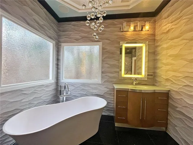 $1,290,000 | 6709 Wooded Cove Court, Flowery Branch, GA 30542