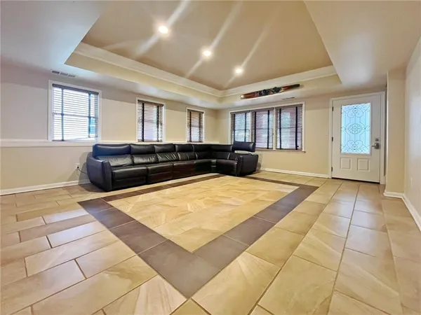 $1,290,000 | 6709 Wooded Cove Court, Flowery Branch, GA 30542