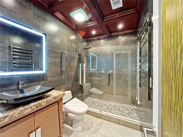 $1,290,000 | 6709 Wooded Cove Court, Flowery Branch, GA 30542