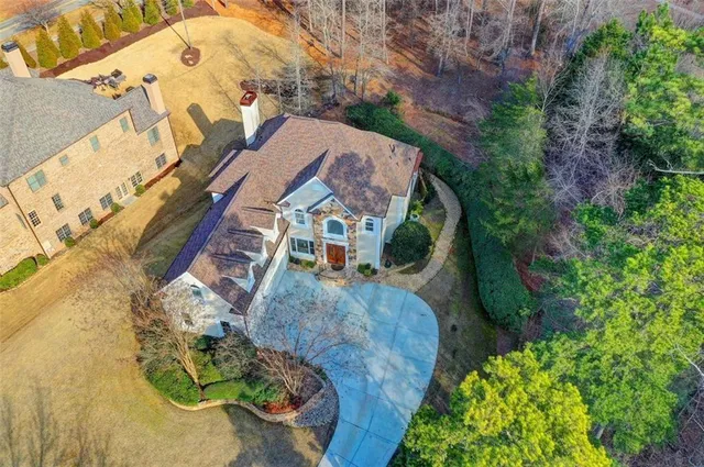$1,290,000 | 6709 Wooded Cove Court, Flowery Branch, GA 30542