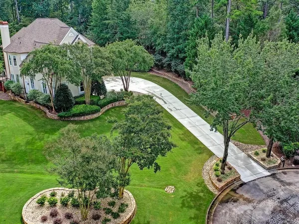$1,290,000 | 6709 Wooded Cove Court, Flowery Branch, GA 30542