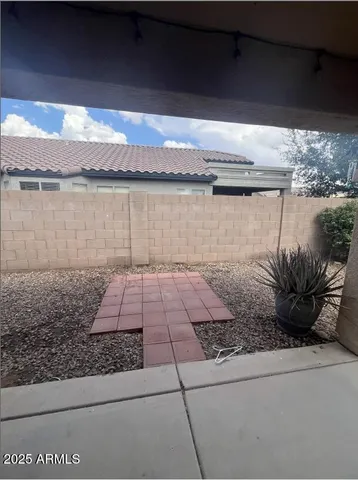 $1,795 | 3911 East Longhorn Drive, Gilbert, AZ 85297