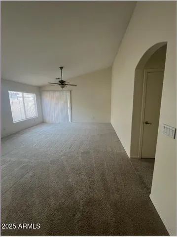 $1,795 | 3911 East Longhorn Drive, Gilbert, AZ 85297