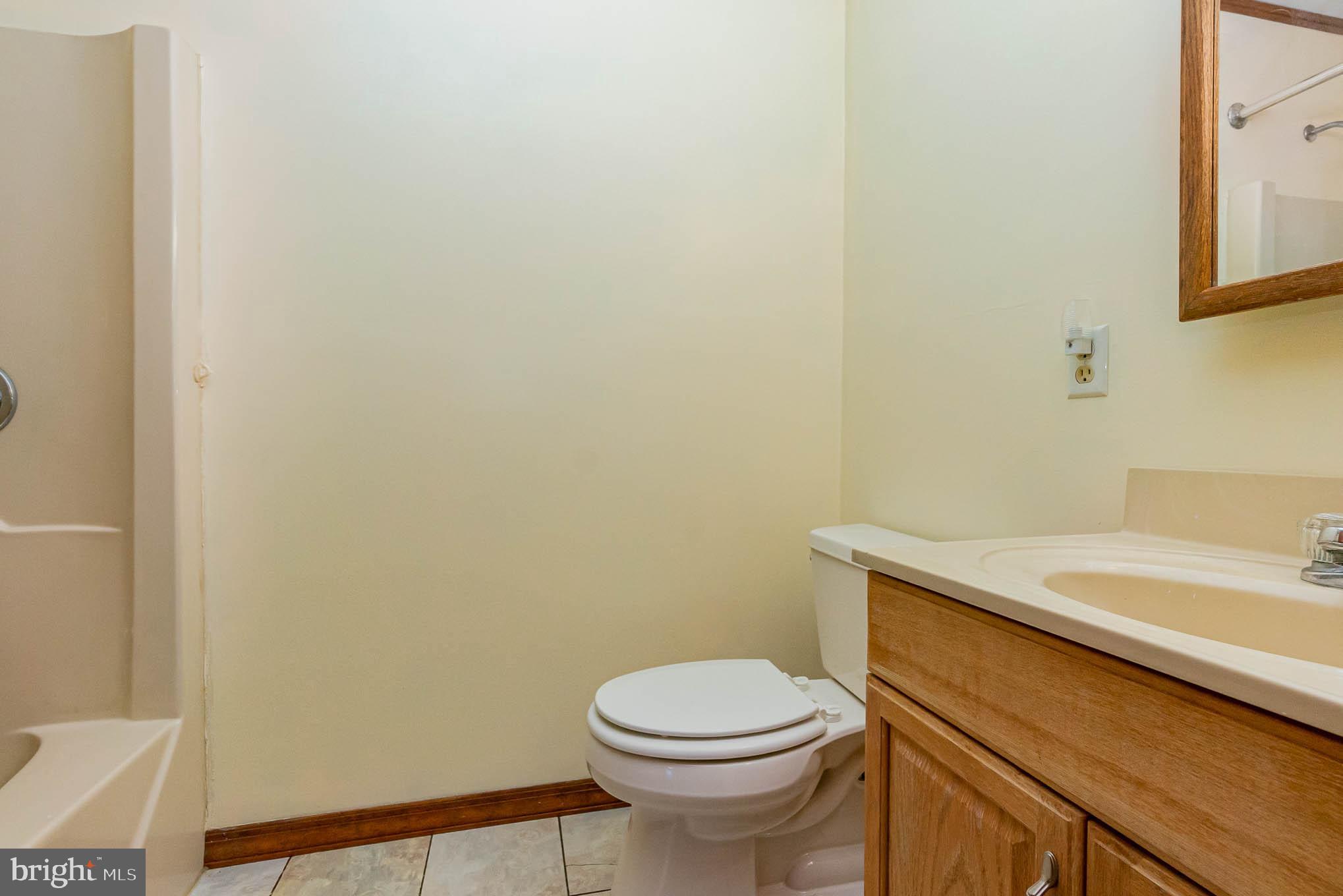 337 St Georges Road Essex, MD 21221 - Photo 29 of 37 Hall Bath